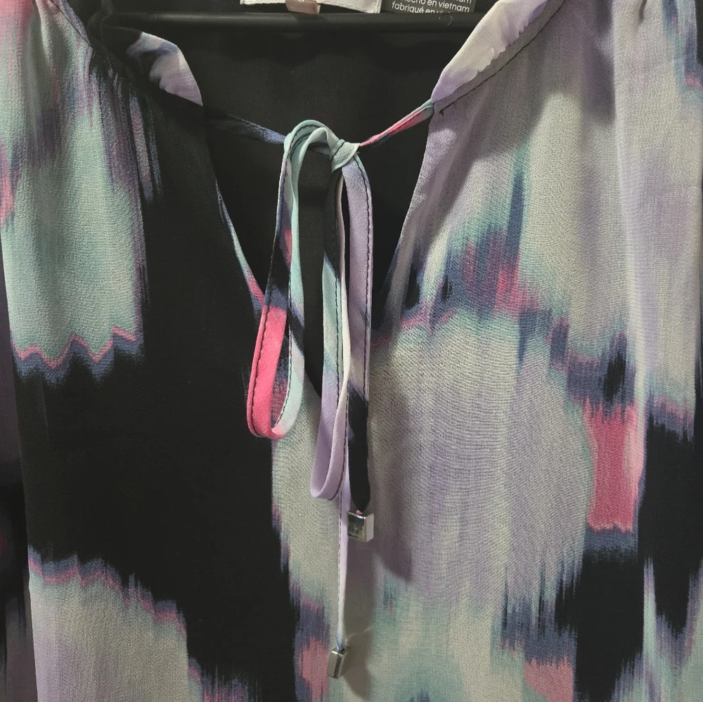 Calvin Kline top - Picture 3 of 9